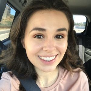 Meet your Posher, Sabrina